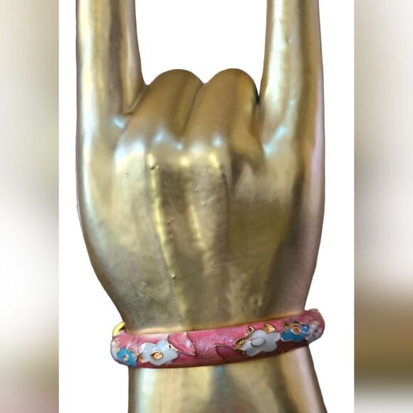 PARIS Bracelet Enameled Hammered Metal Hinge Pink 7" - Picture 1 of 6